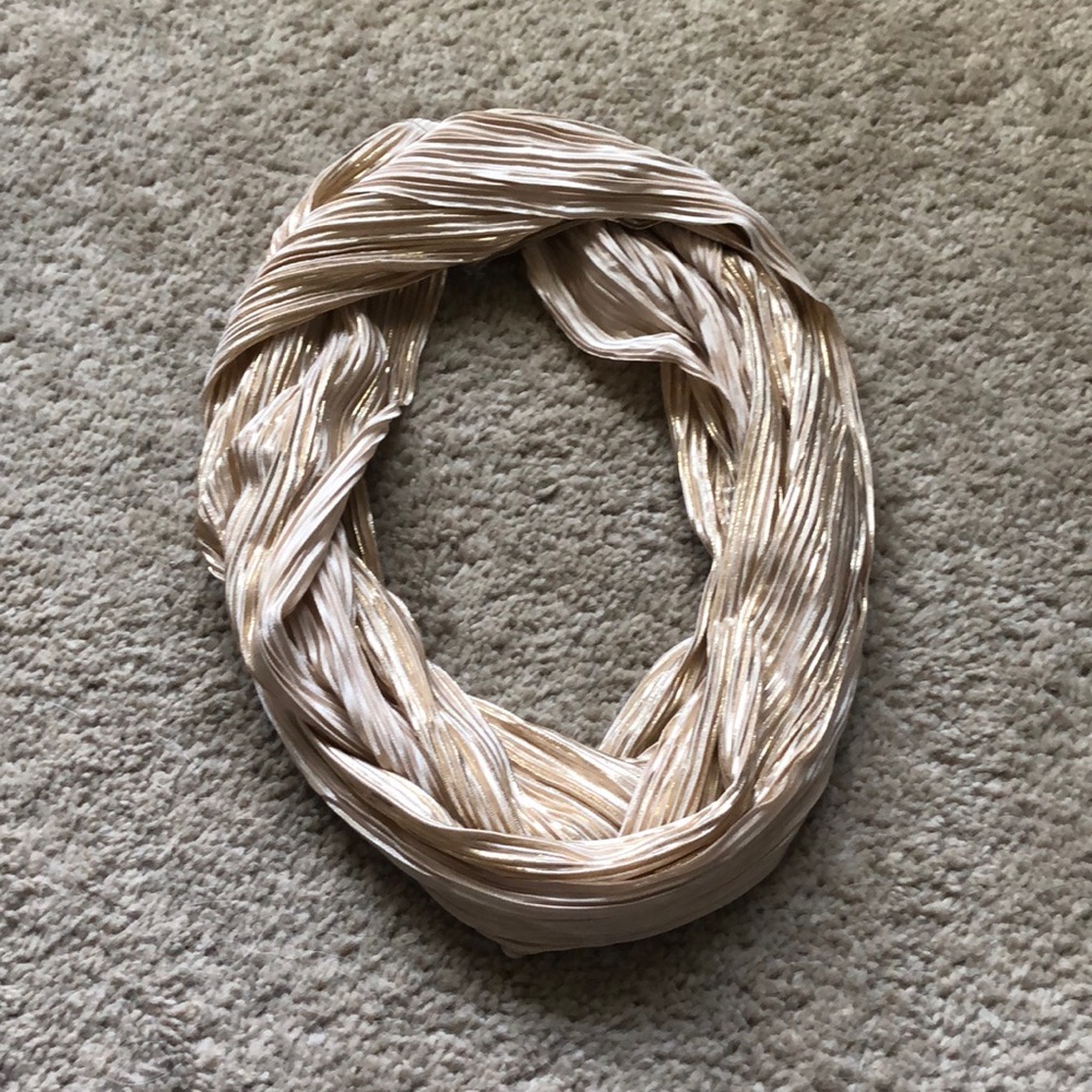 Gold scarf!
